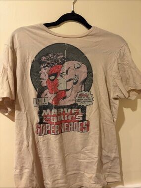 Marvel Short Sleeve Graphic Tee in Cream with Red and Black Print